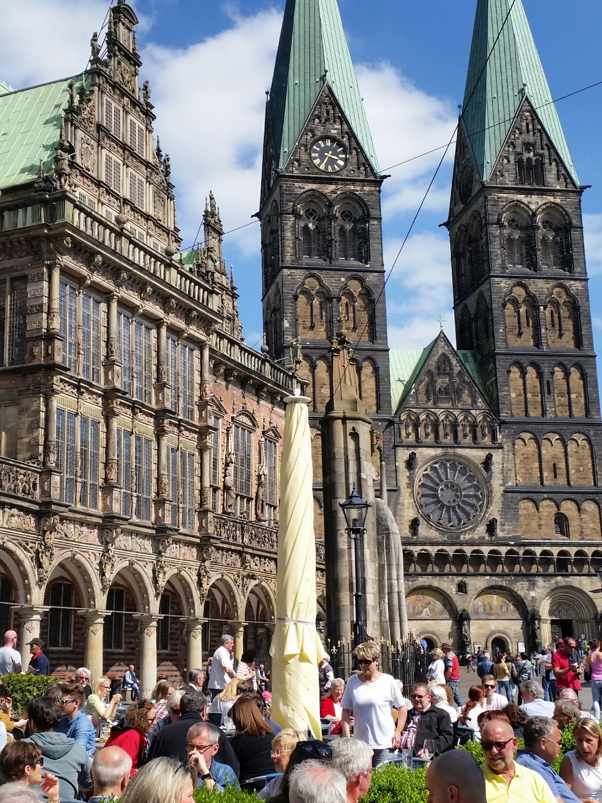 Cafés am Marktplatz in Bremen