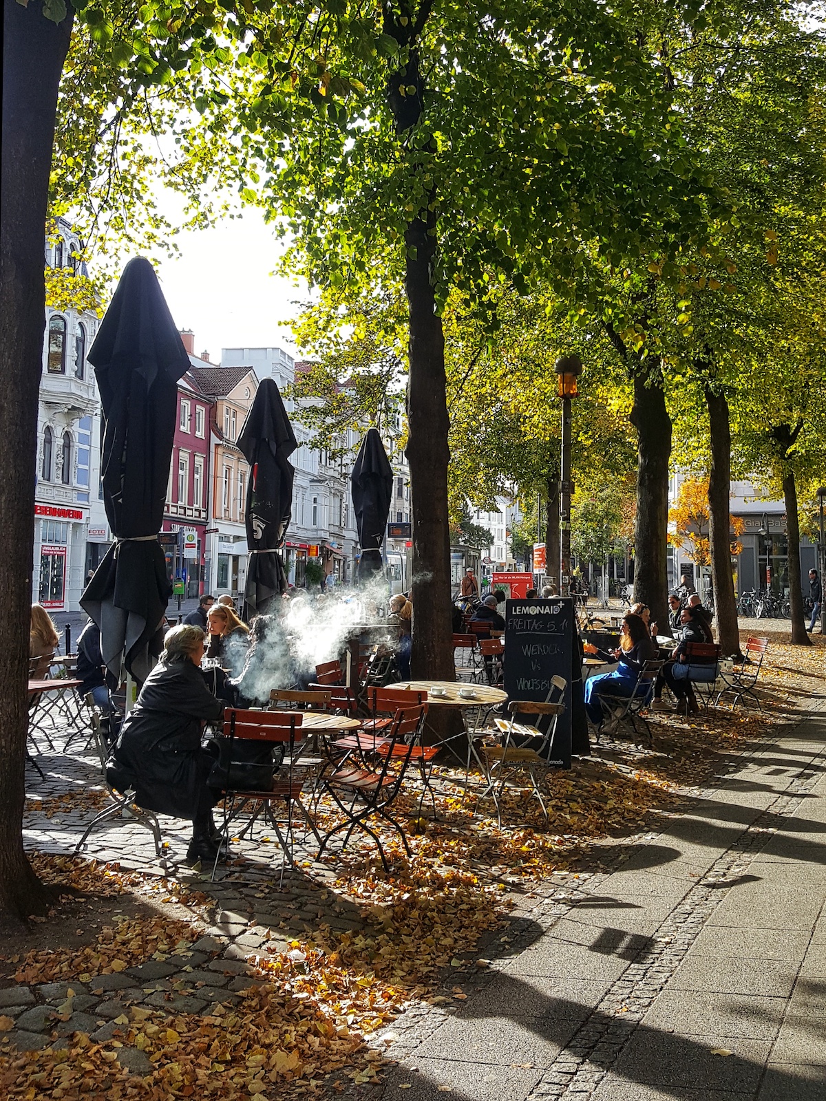 Straßencafe im Viertel in bremen