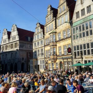 Essen und Trinken im Herzen Bremens – Cafés und Restaurants am Marktplatz